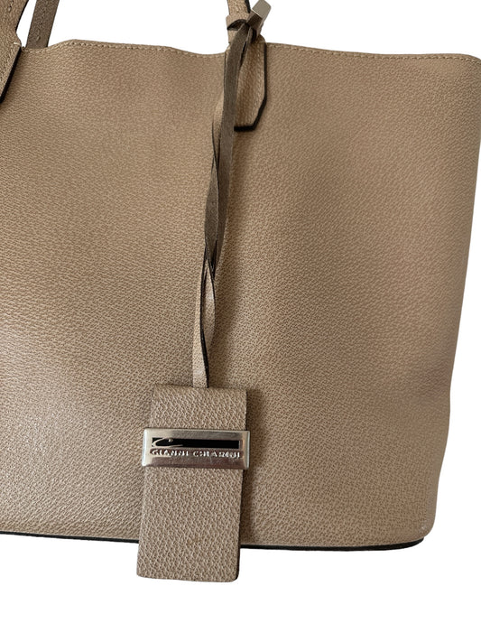 Gianni Chiarini schoudertas