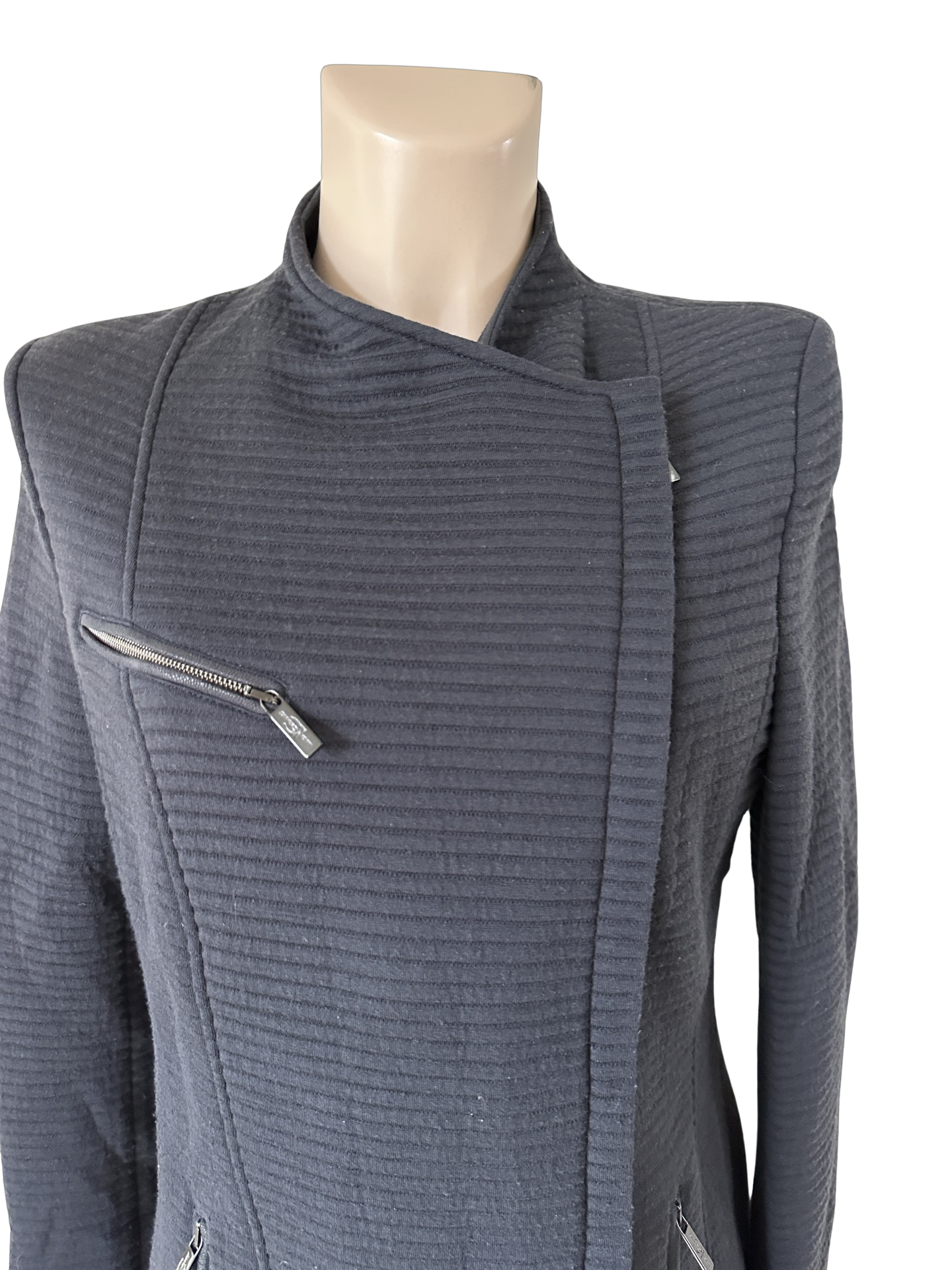 Luisa Cerano vest M