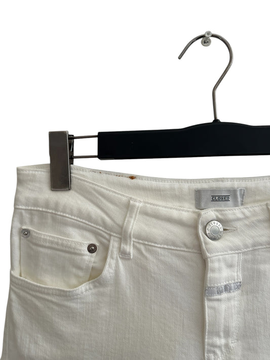 Geschlossene Jeans 28