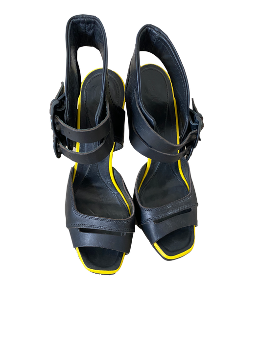 Alexander McQueen hakken 39