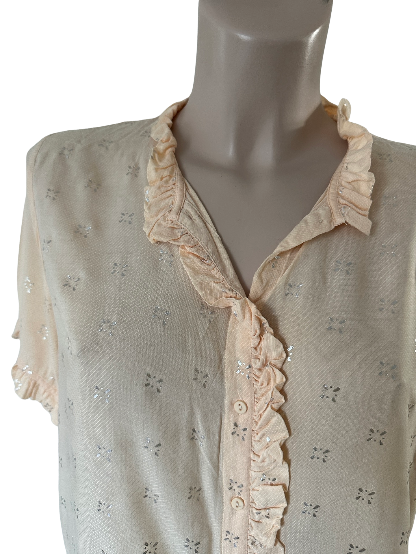 Second Female shirt M