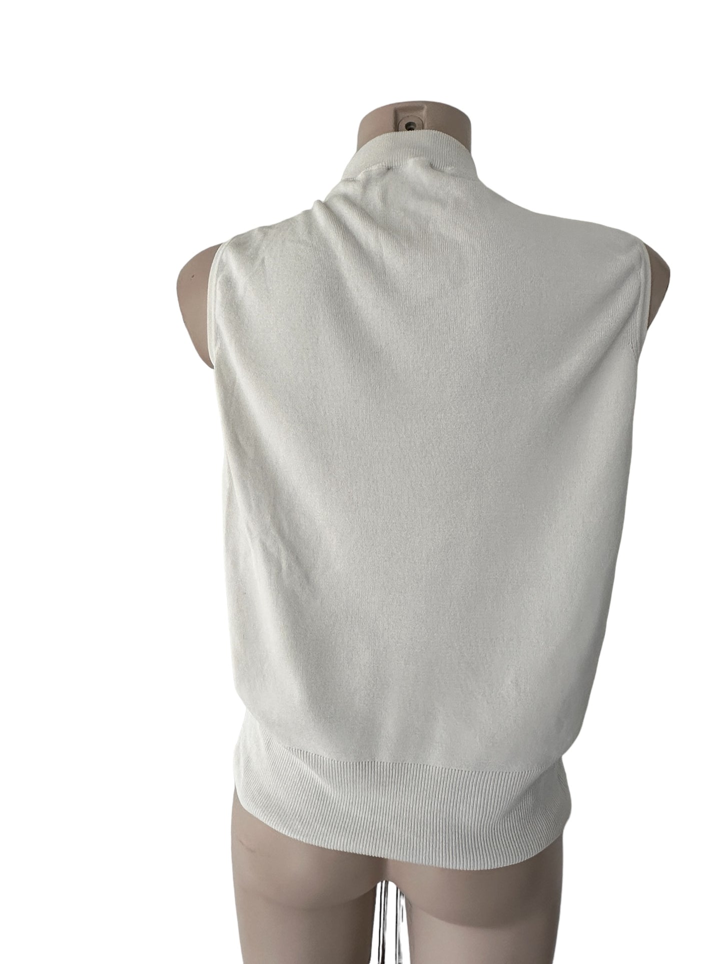 Claudia Strater top L