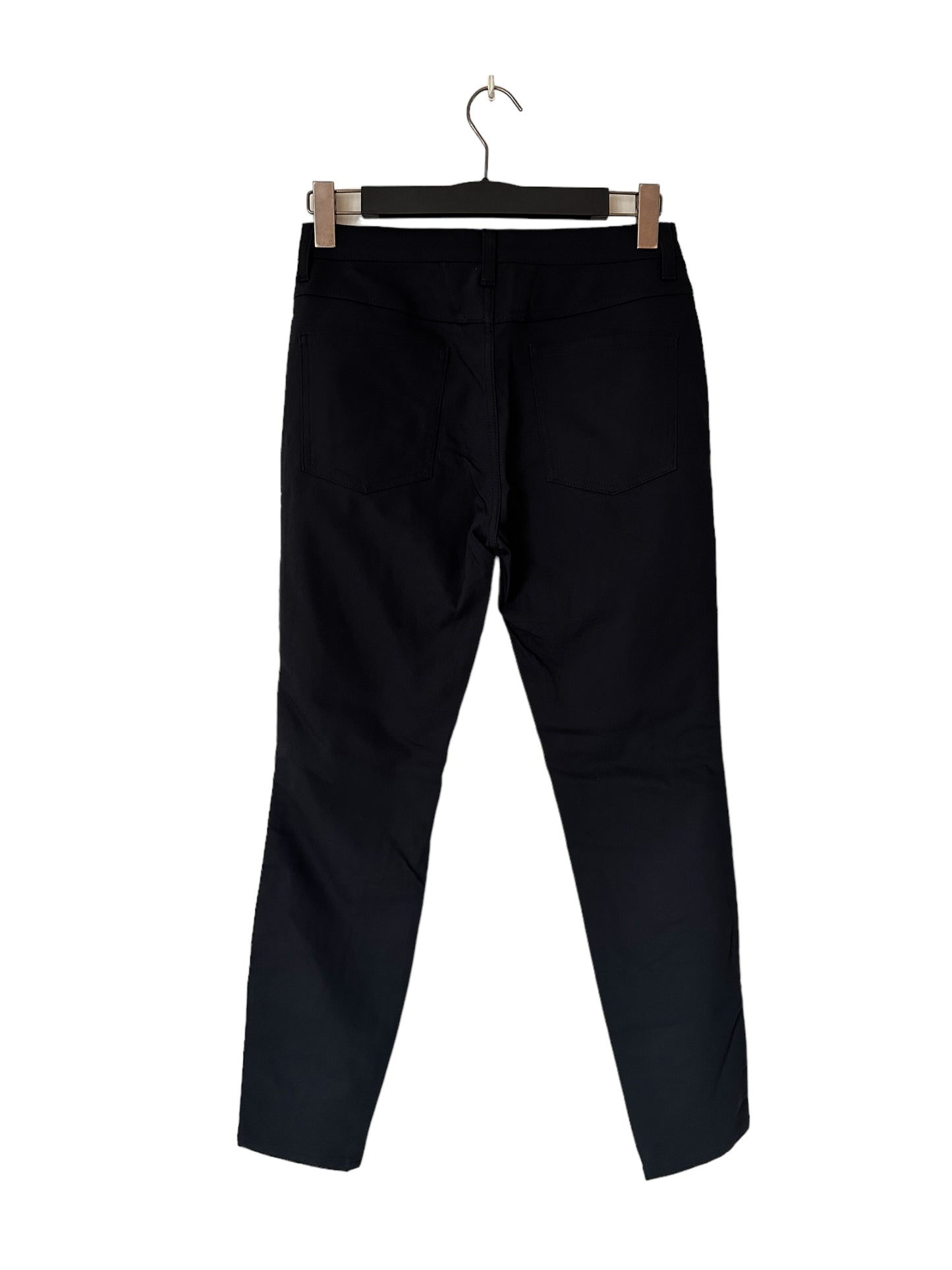 Closed broek 27