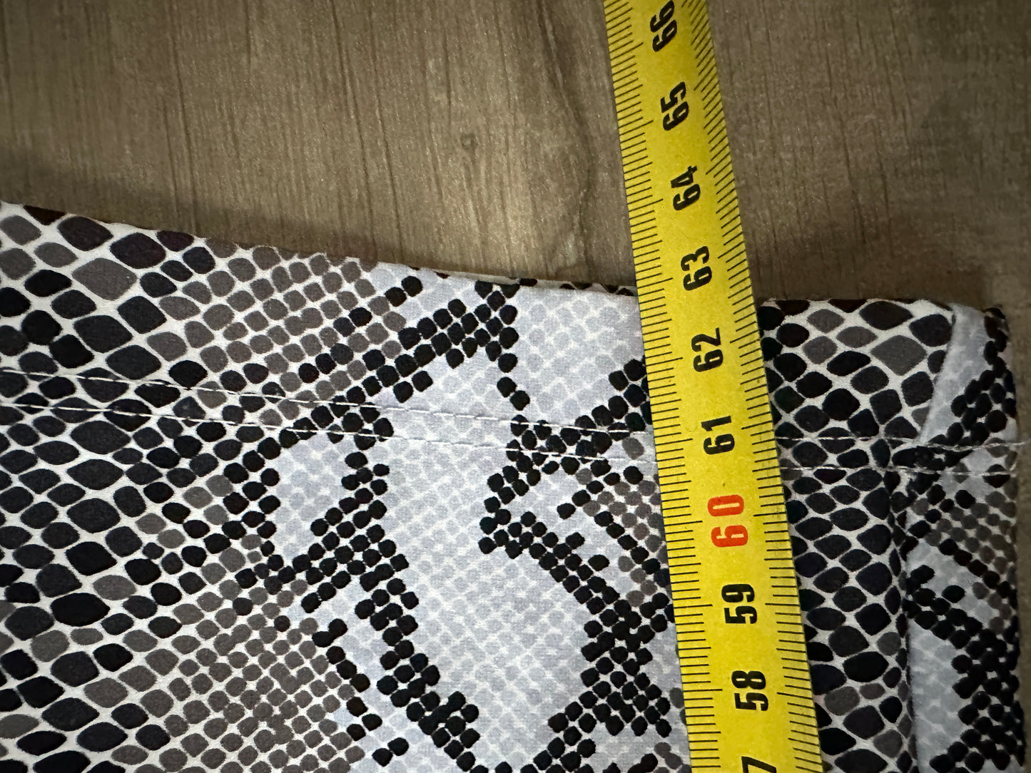 Penn & Ink pants, size L