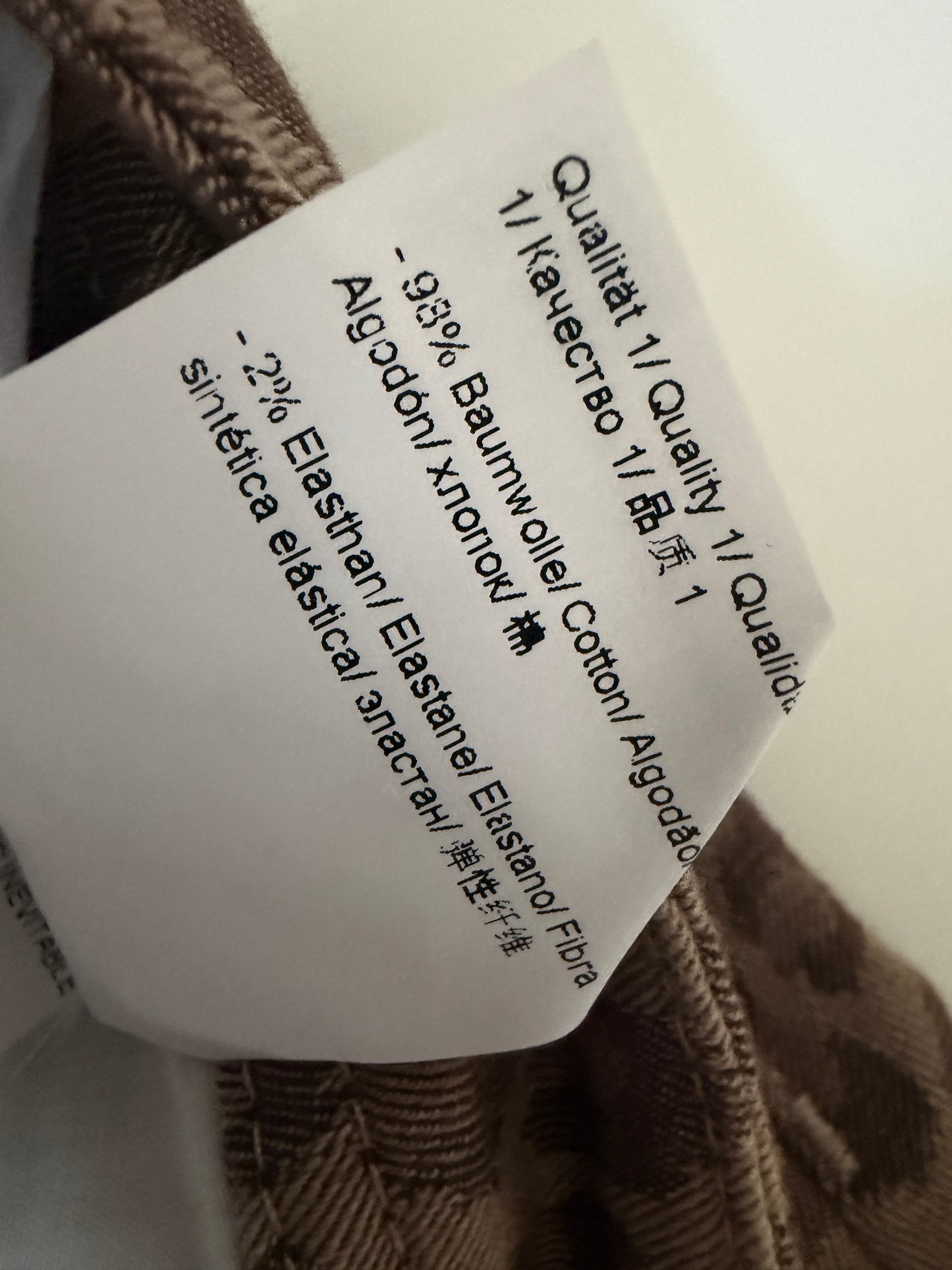 Escada Hose M