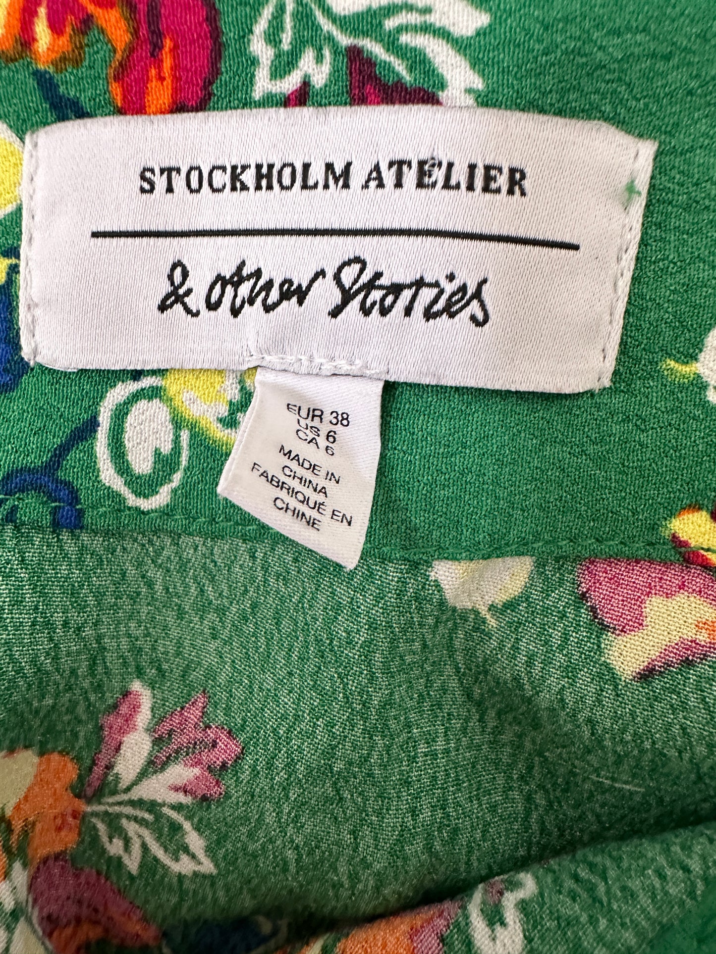 & Other Stories rok M