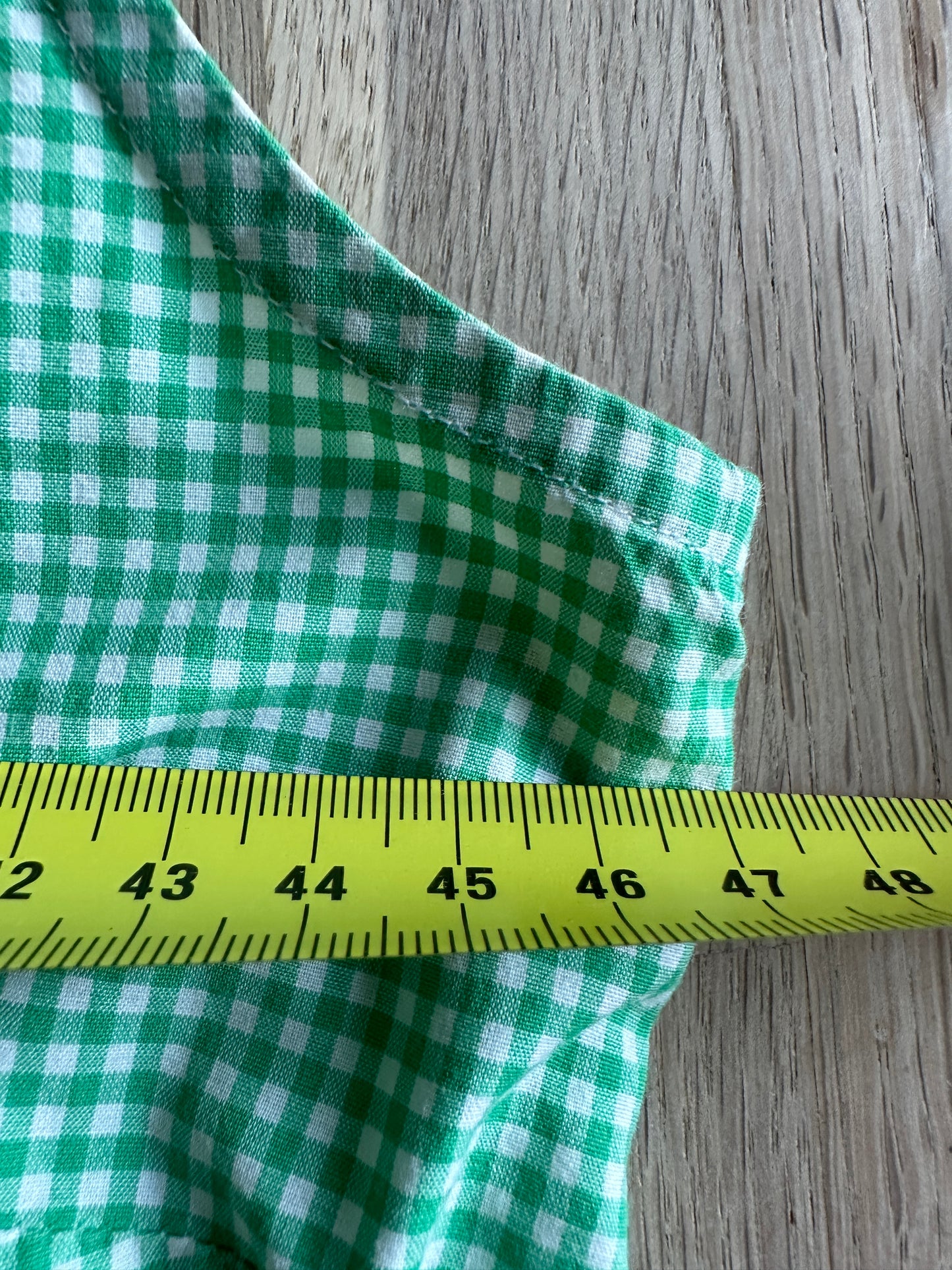 River Woods top M