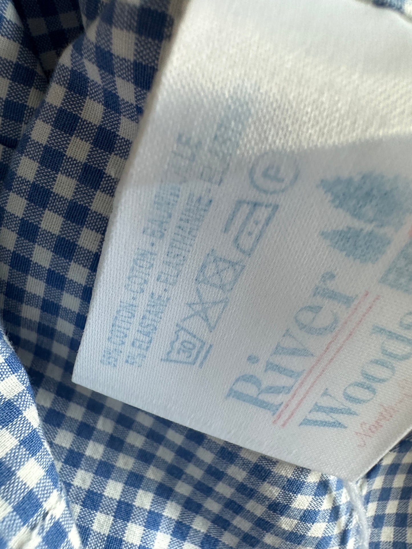 River Woods top M