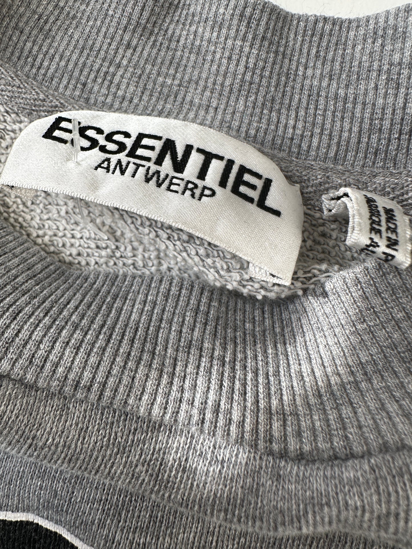 Essentiel Antwerp trui S