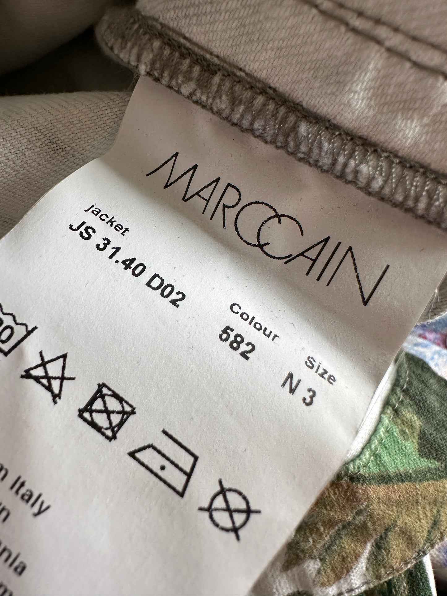 Marc Cain vest, size M