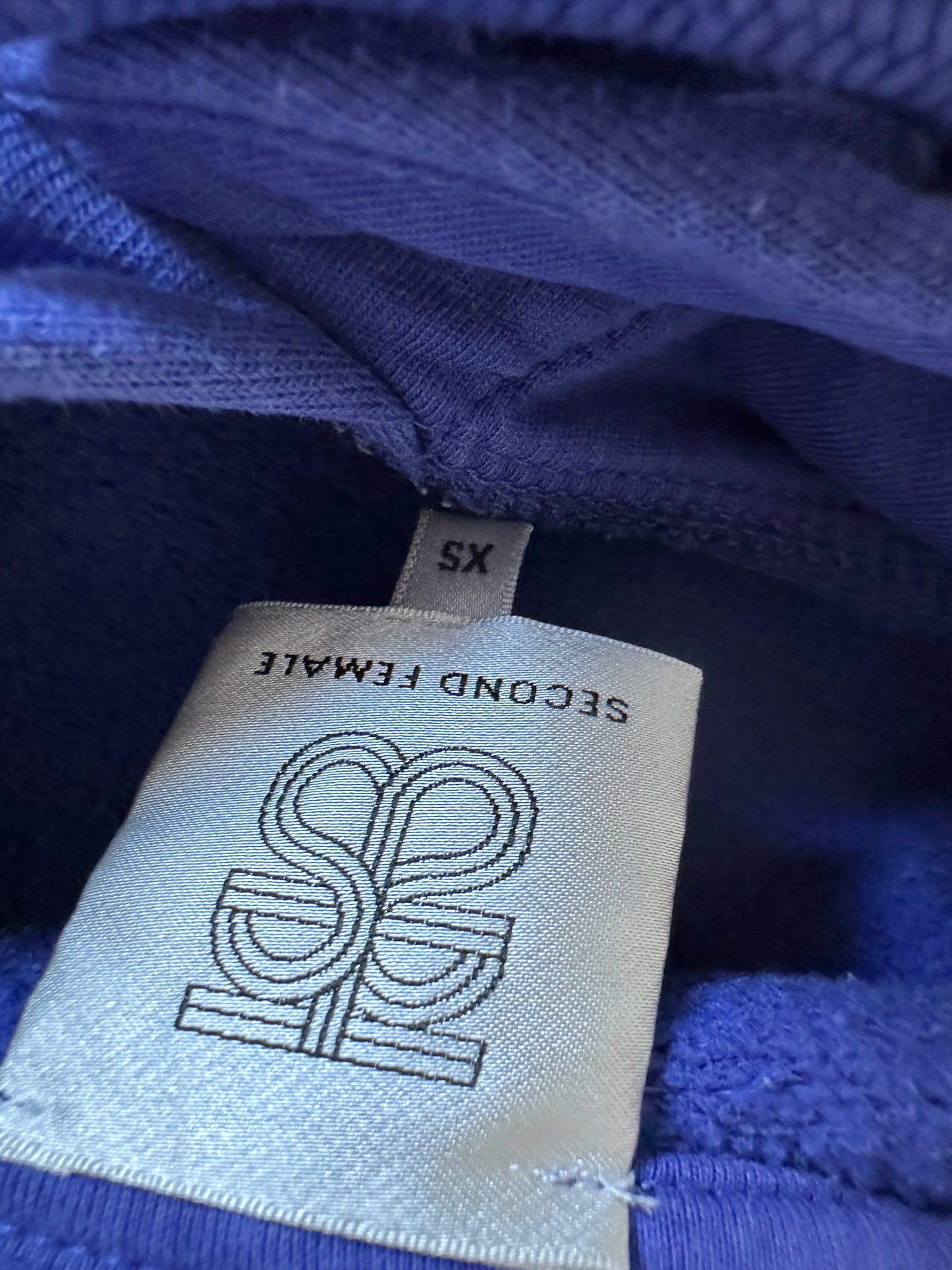 Second Female trui XS