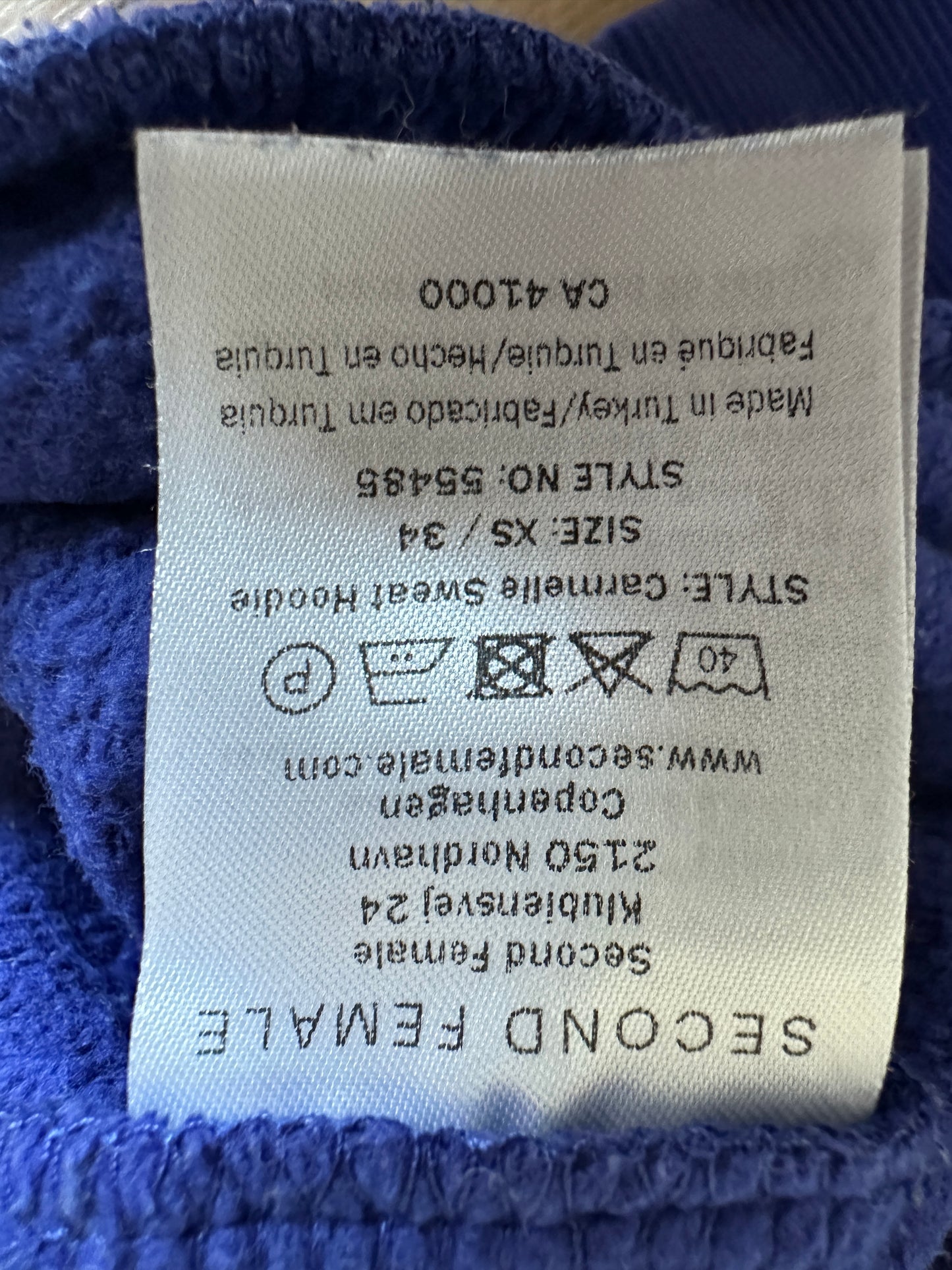 Second Female trui XS