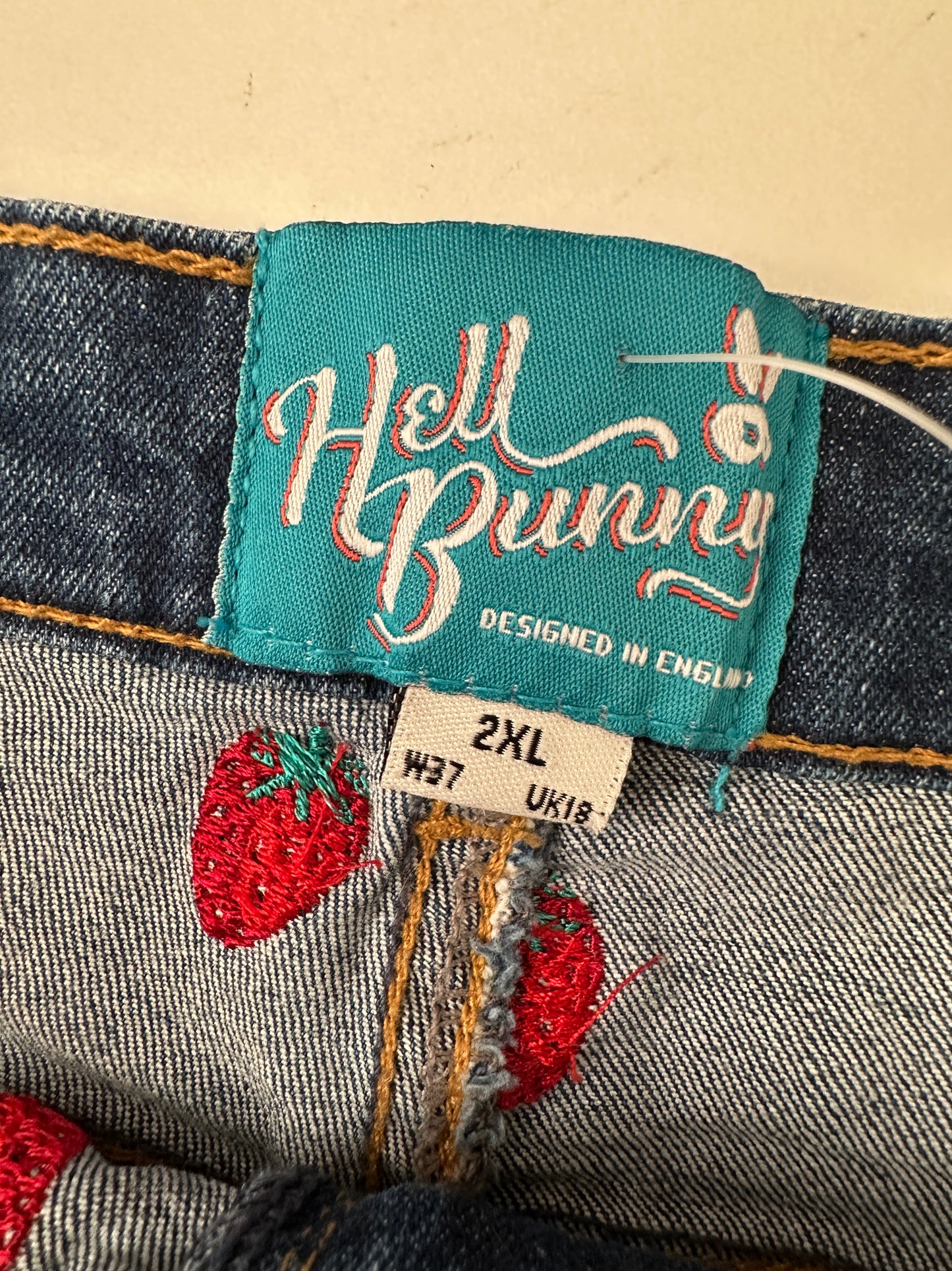 Hell Bunny korte broek XXL