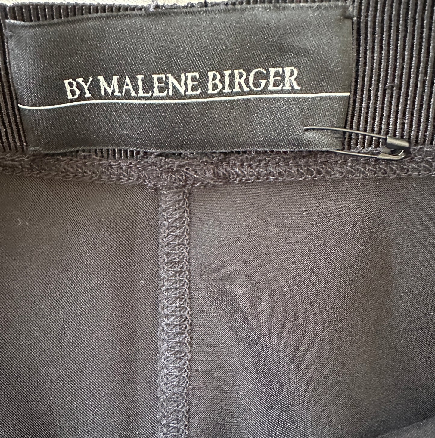 By Malene Birger rok M
