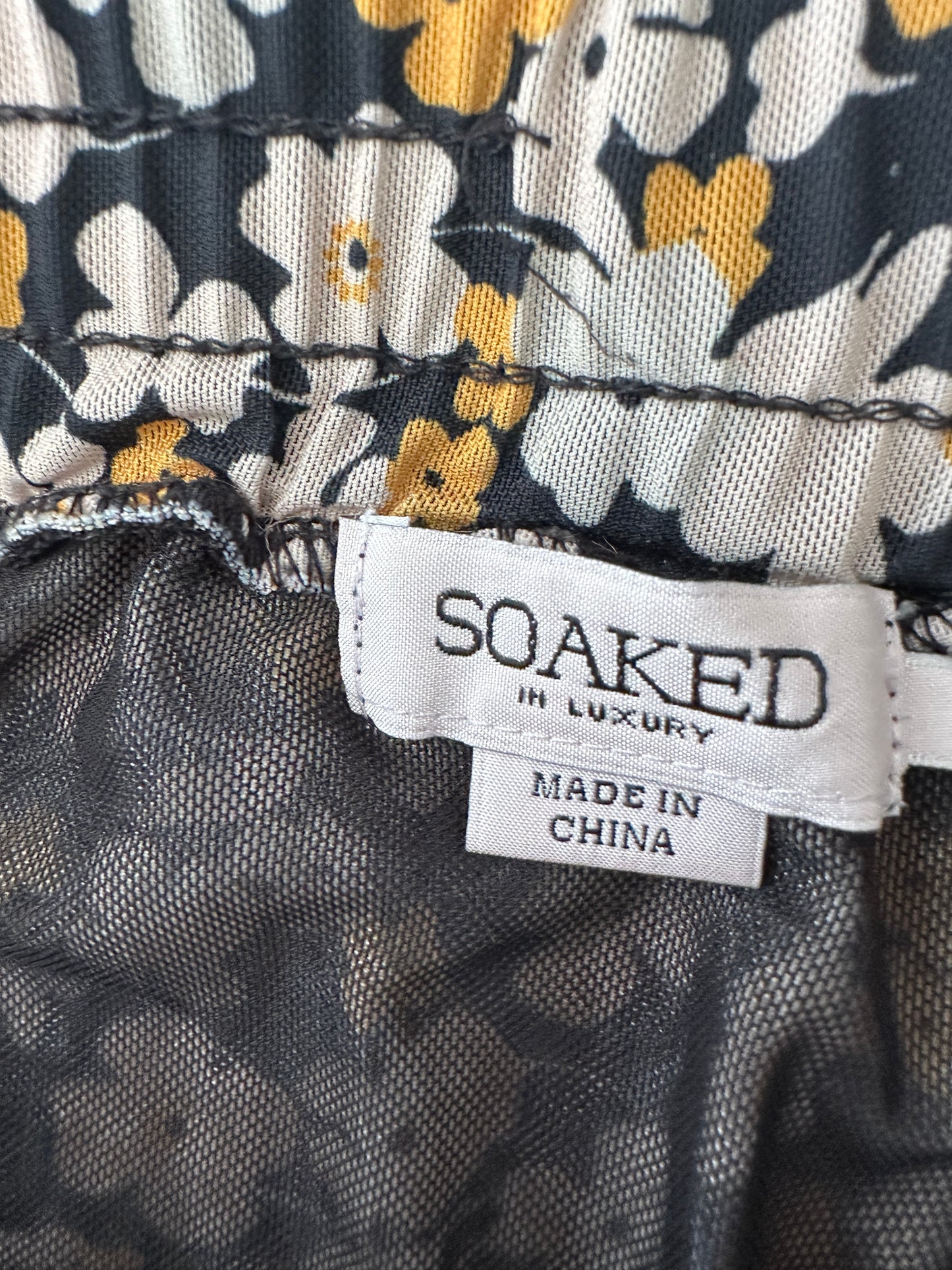 Soaked in Luxury rok L