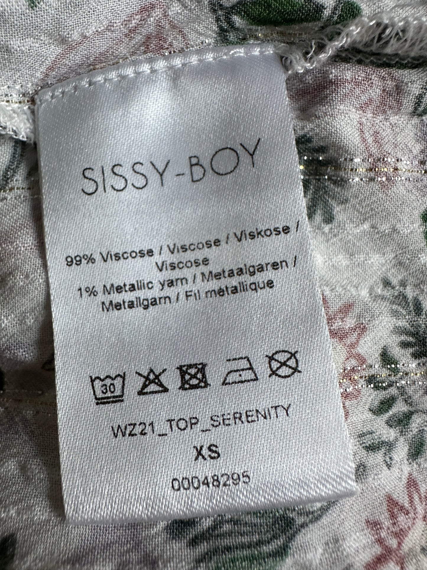 Sissy Boy long sleeve shirt, size XS