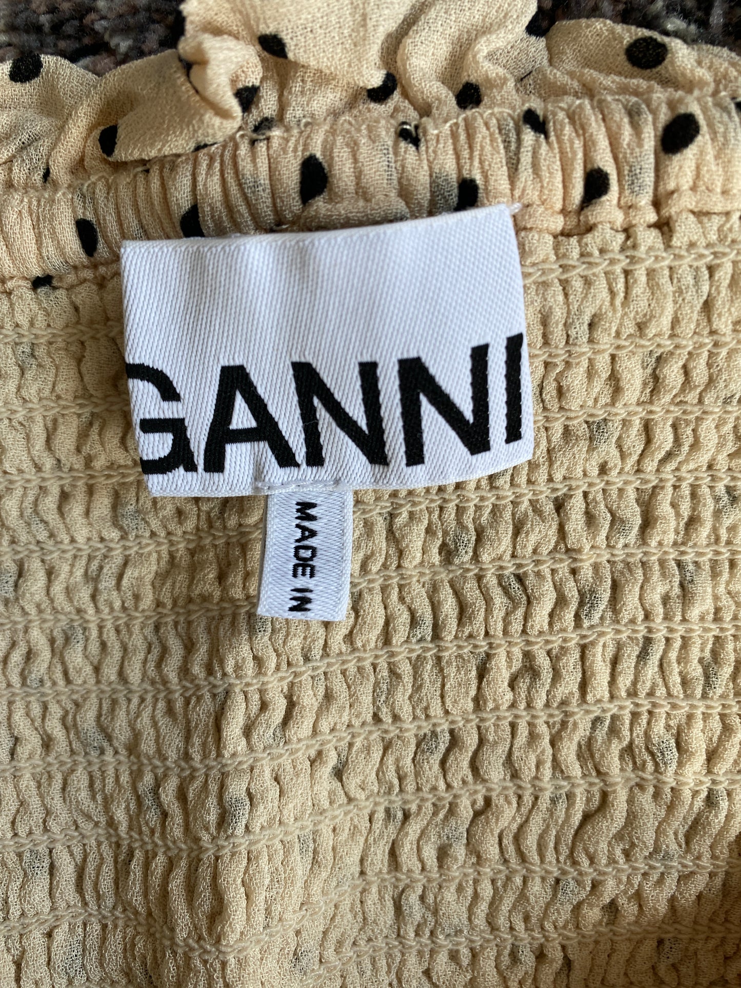 Ganni rok M