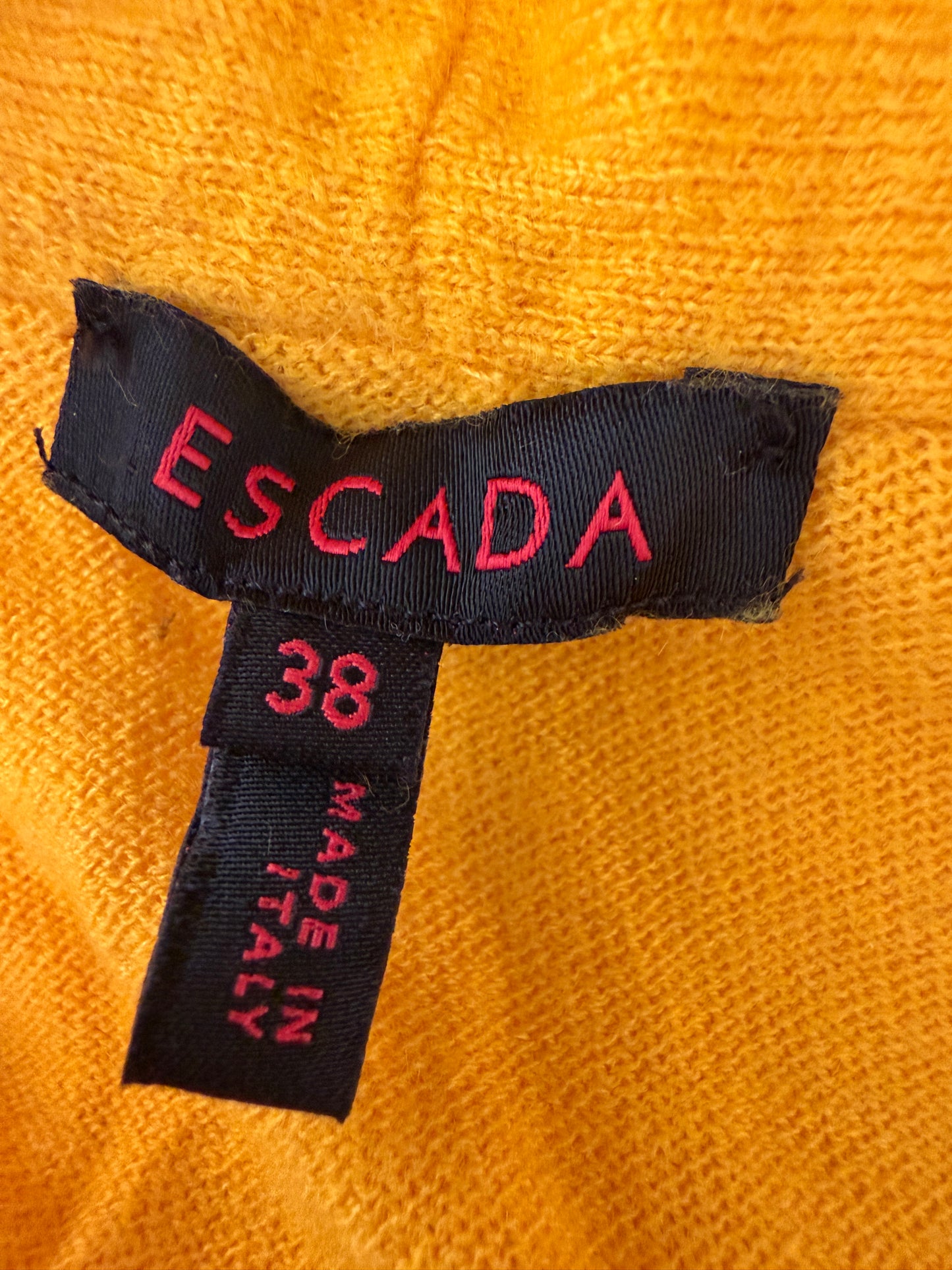 Escada trui M