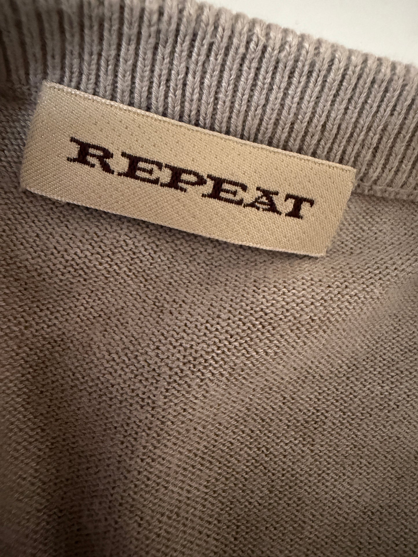 Repeat sweater M