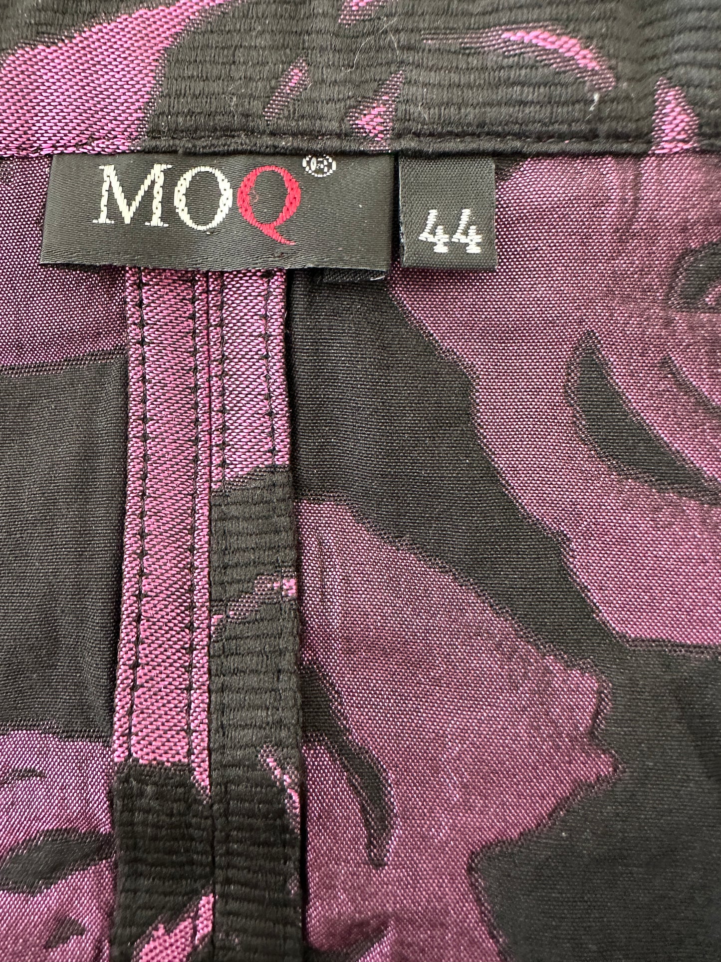 Moq blazer XL