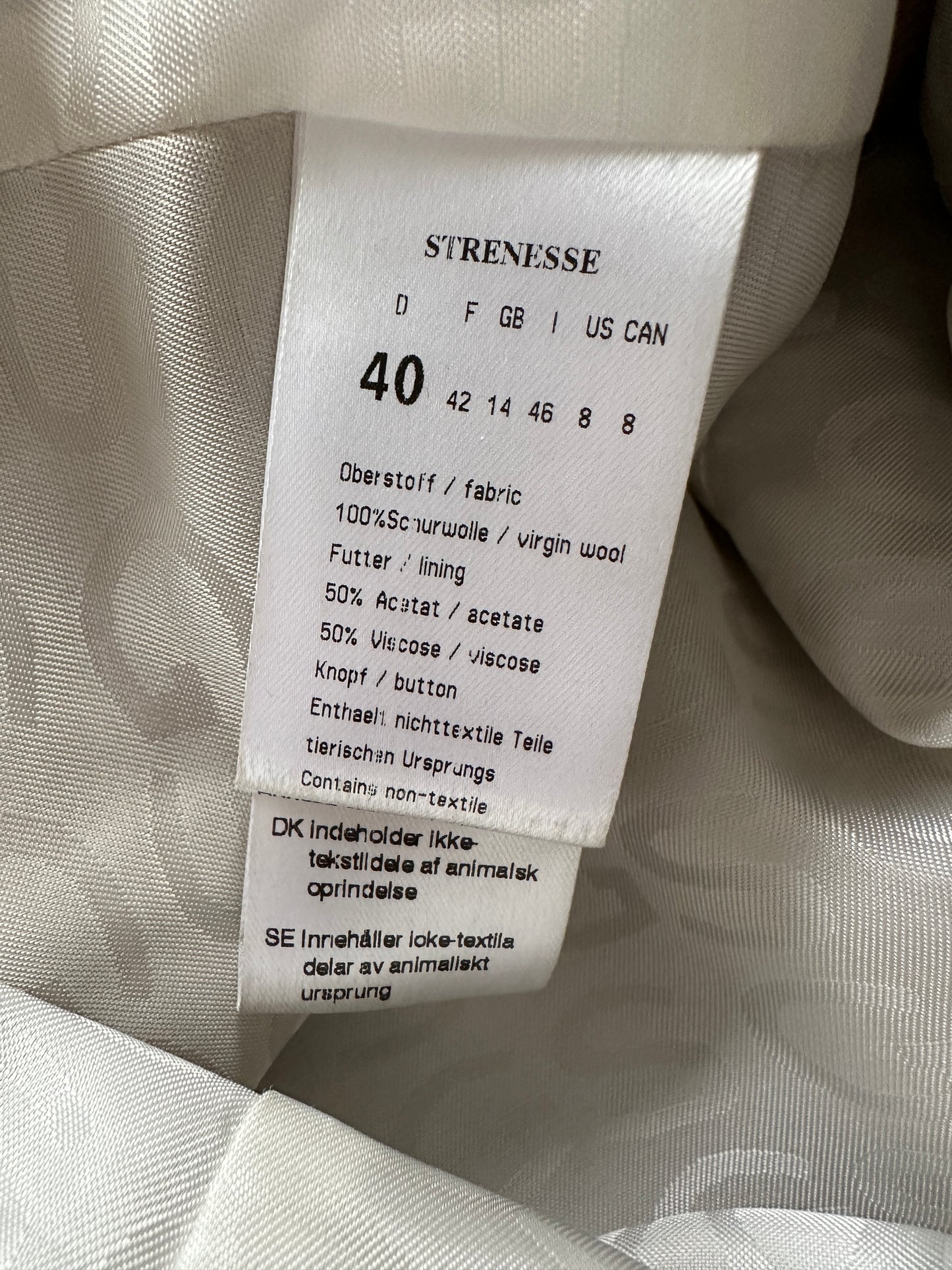 Strenesse jas L