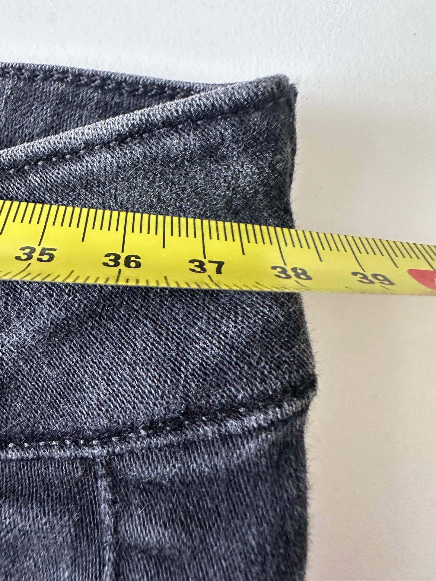 Closed jeans size 28