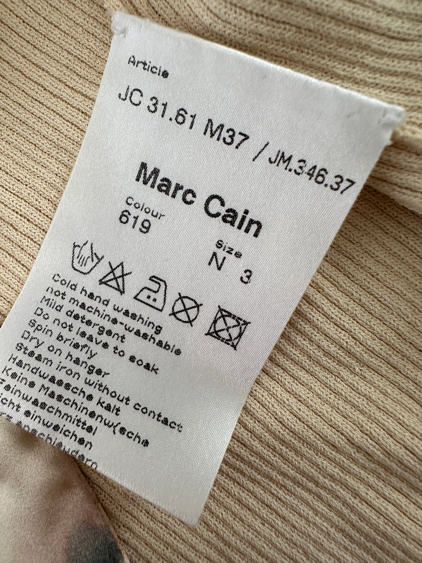 Marc Cain vest, size M
