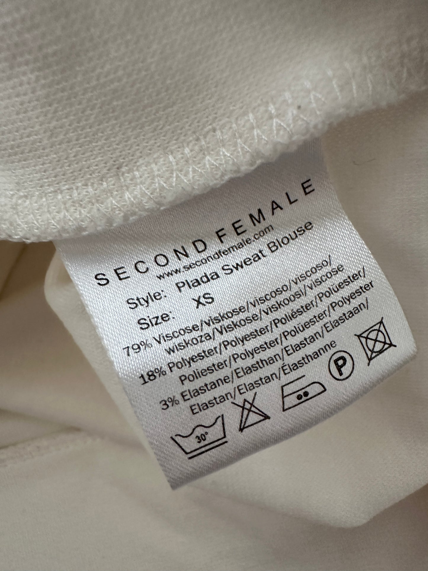 Second Female trui XS
