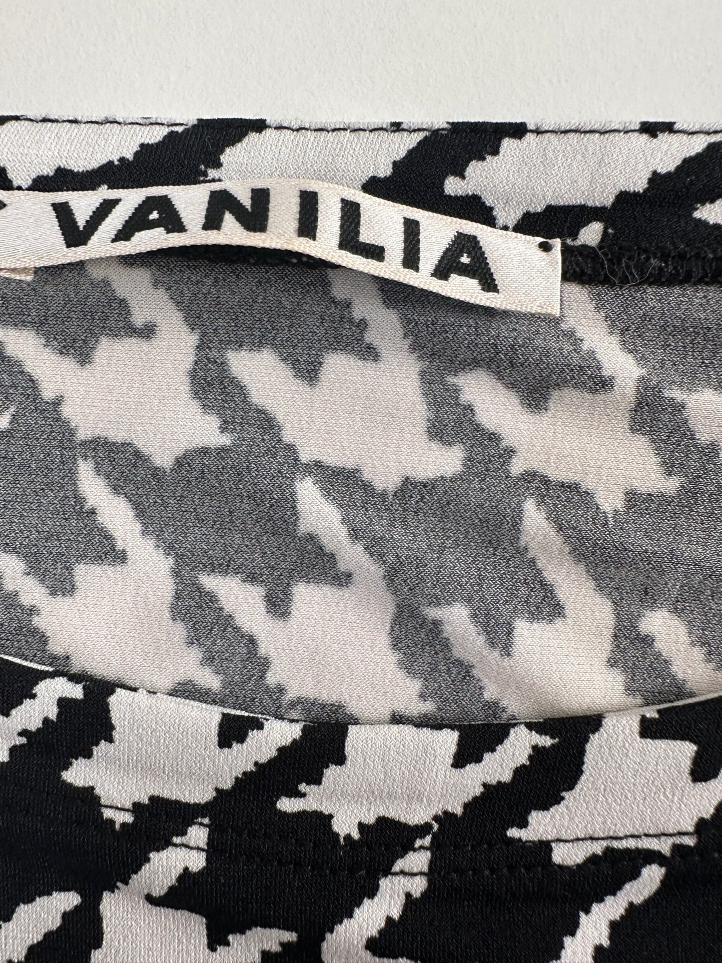 Vanilia shirt S