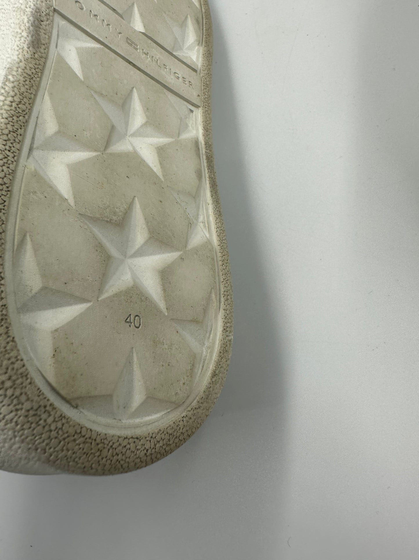 Tommy Hilfiger sneakers 40