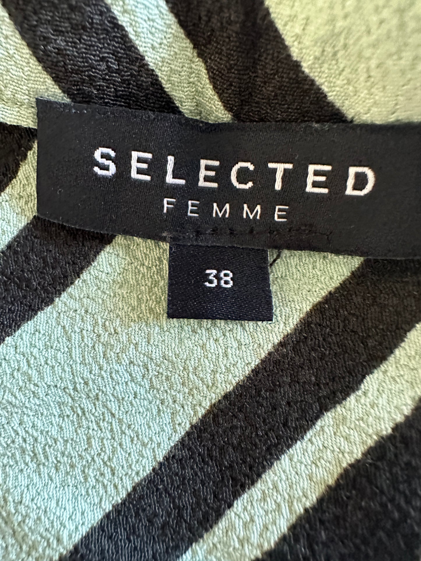 Selected Femme shirt, size M