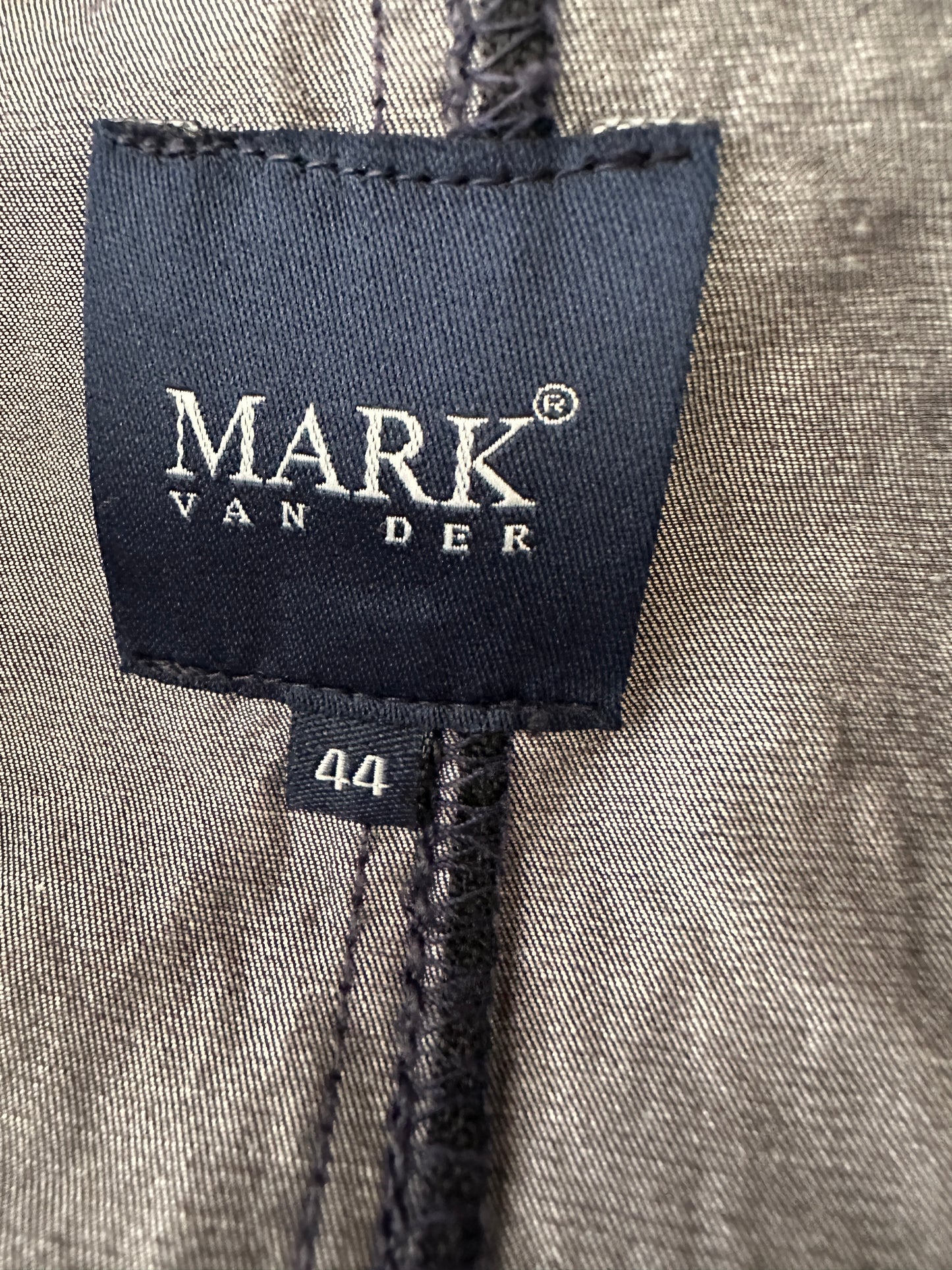 MARK vest L