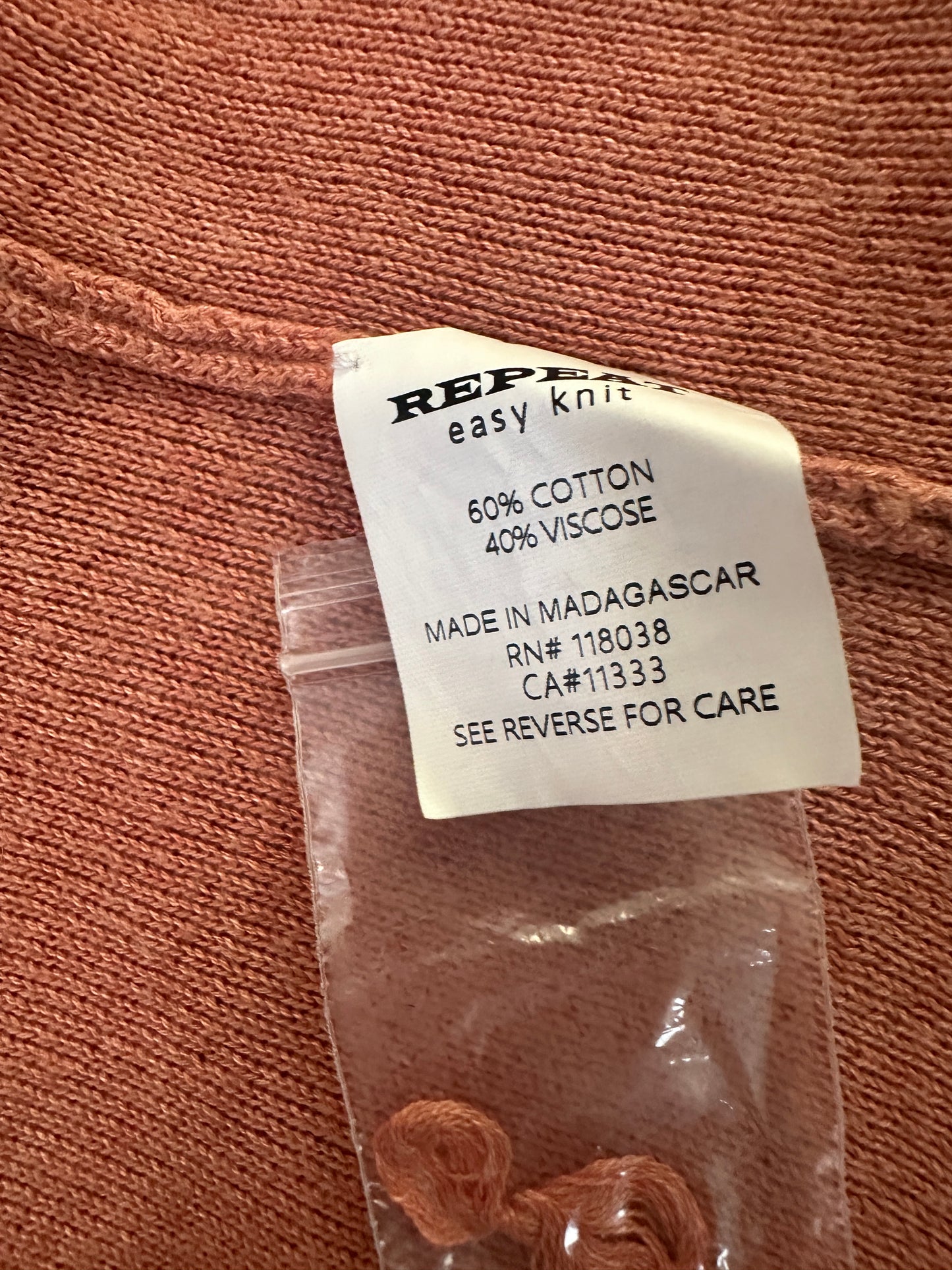 Repeat vest L