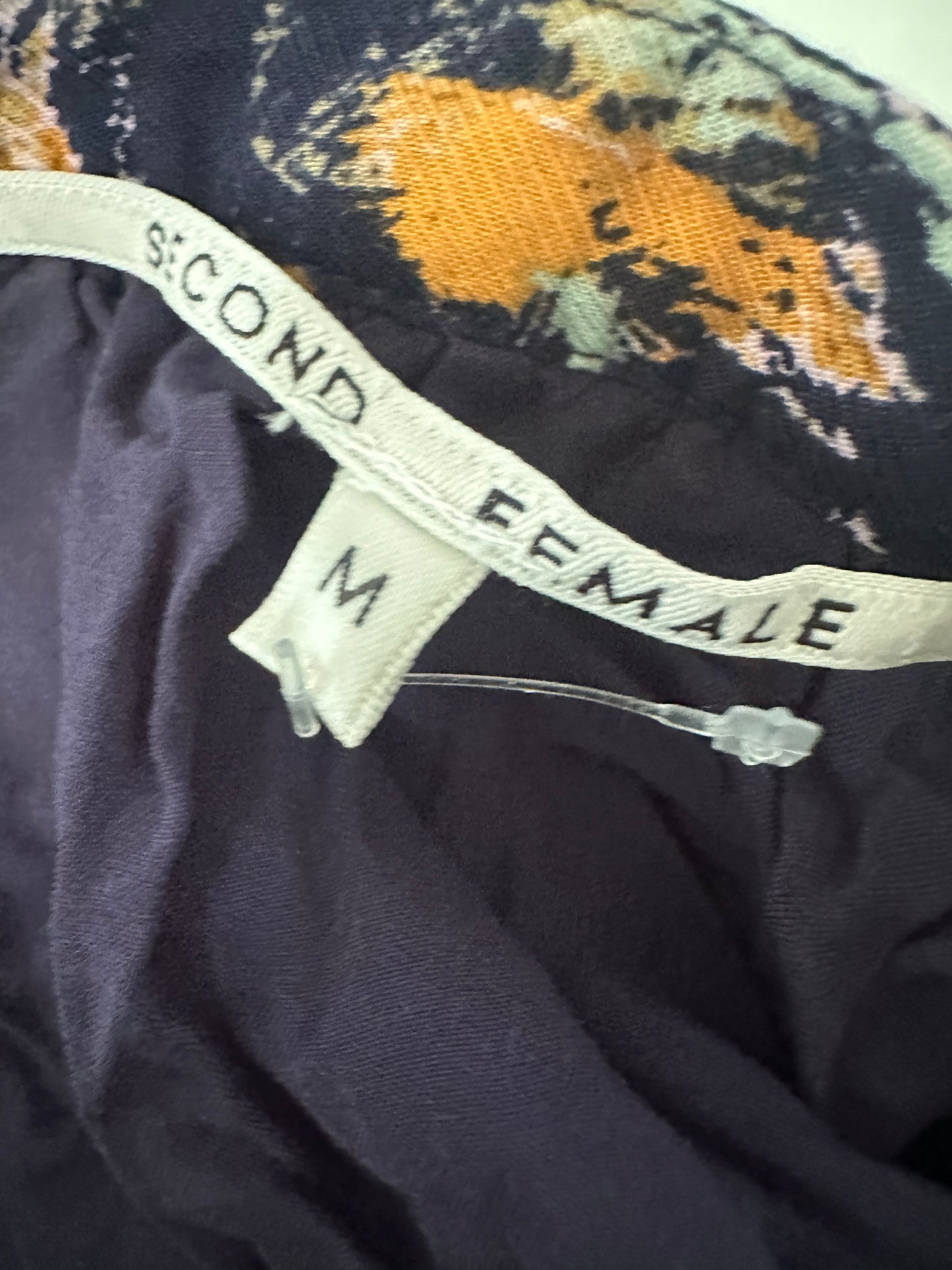 Second Female jurk M