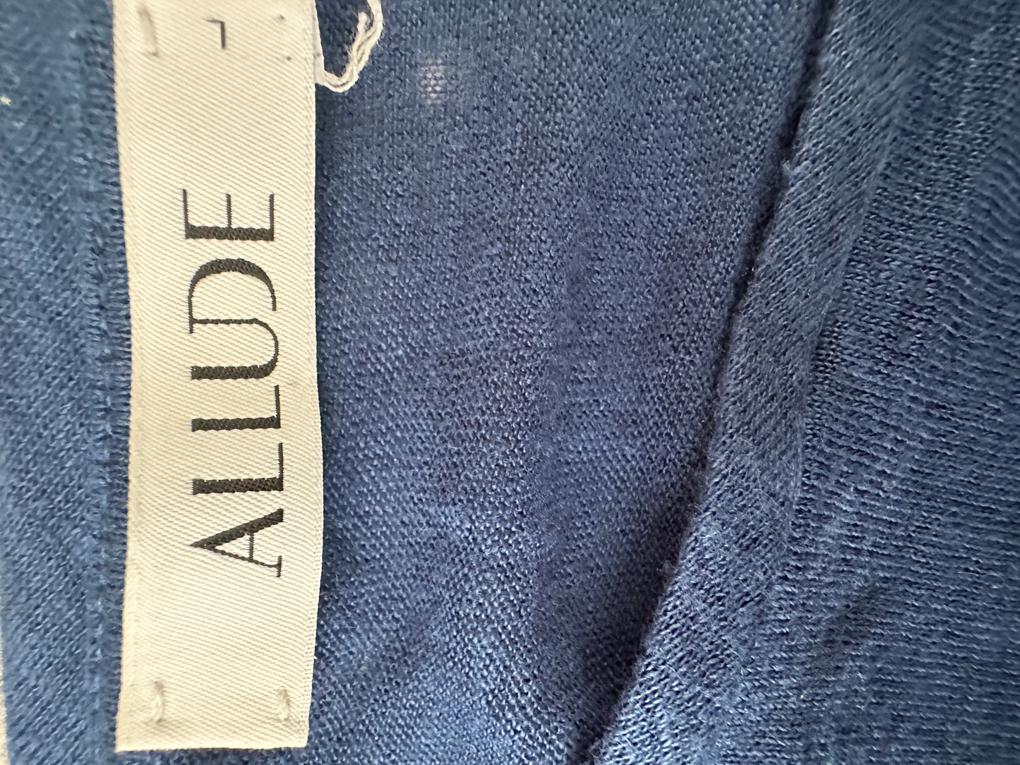 Allude shirt M