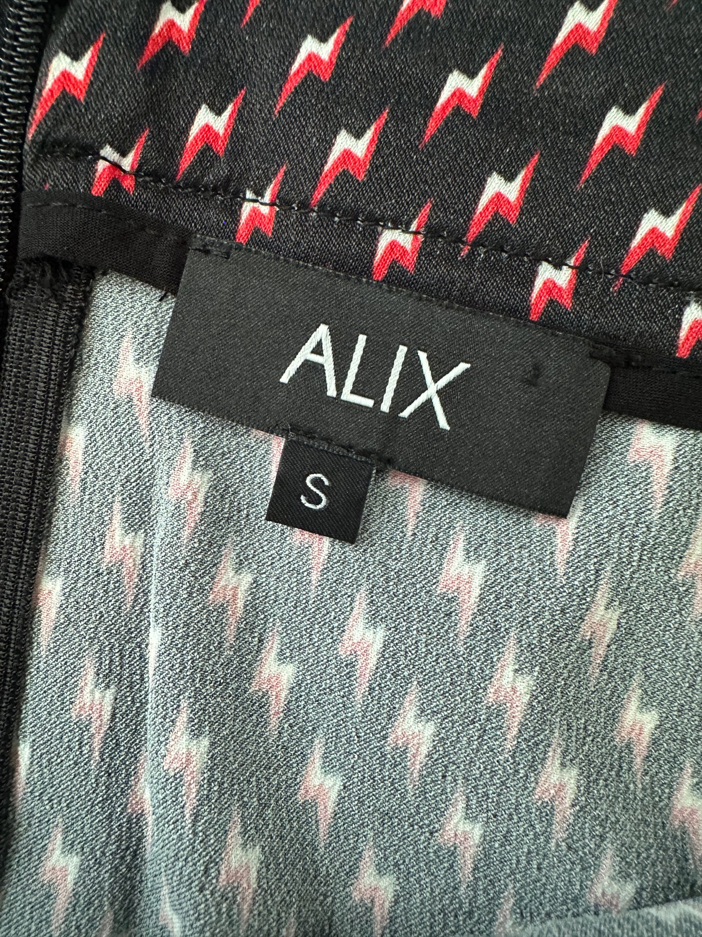 Alix rok S