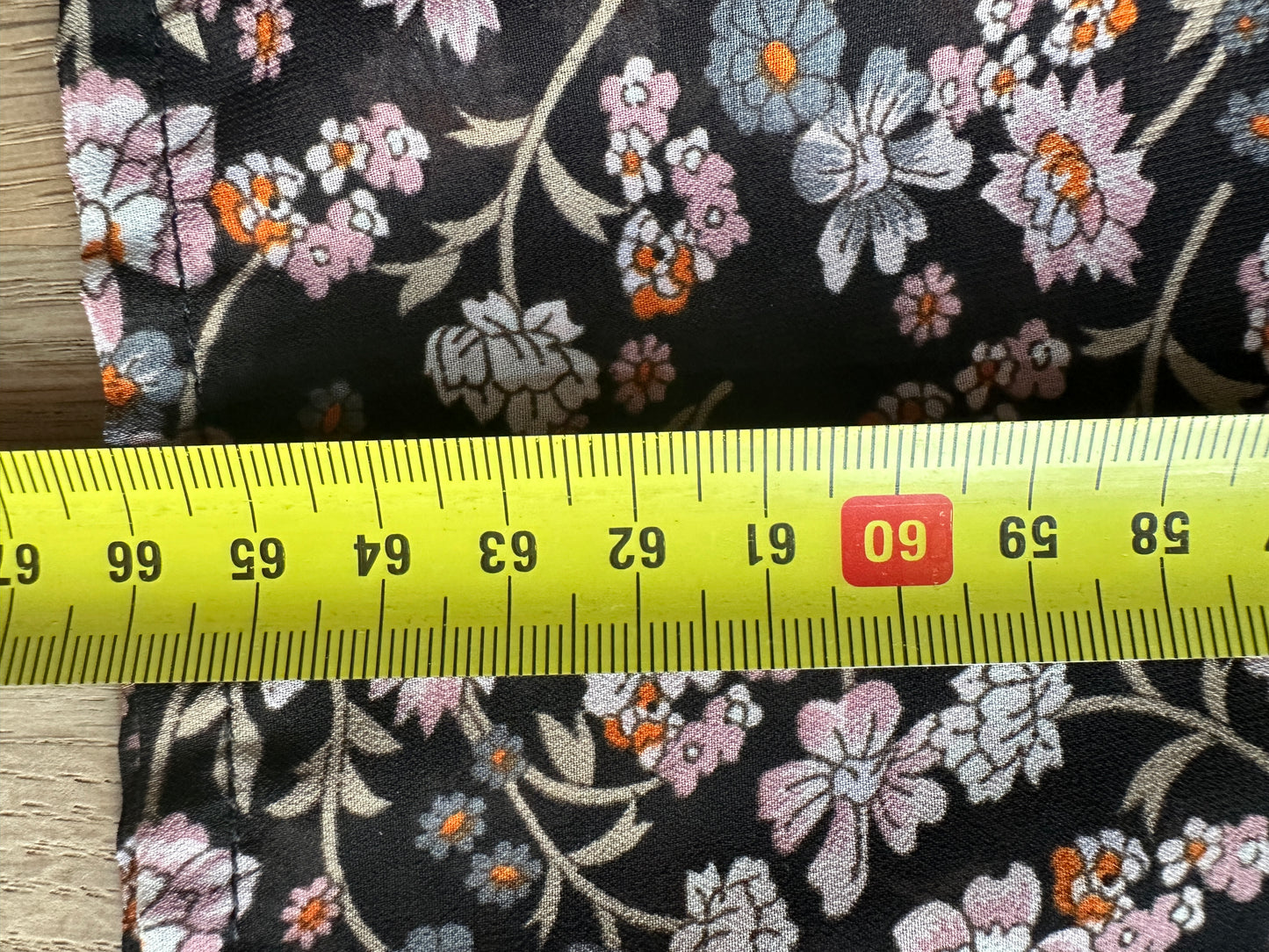 Lolly's Laundry long sleeve shirt, size M