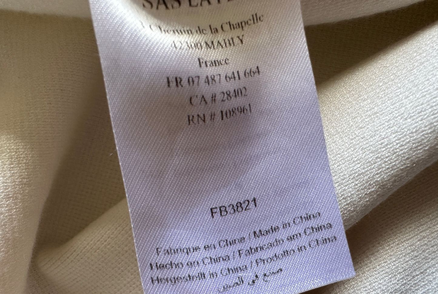 La Fee Maraboutee vest S