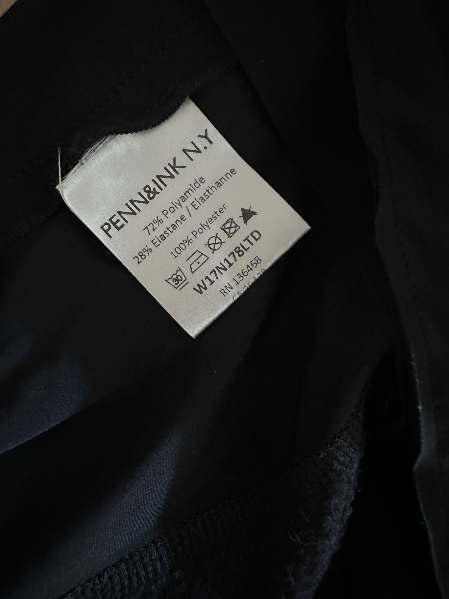 Penn & Ink rok S