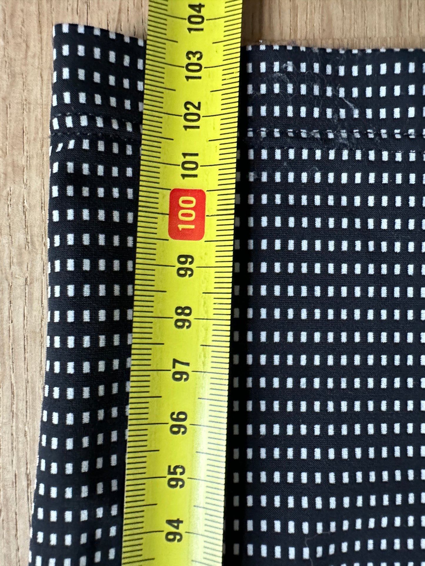 Penn & Ink pants, size L