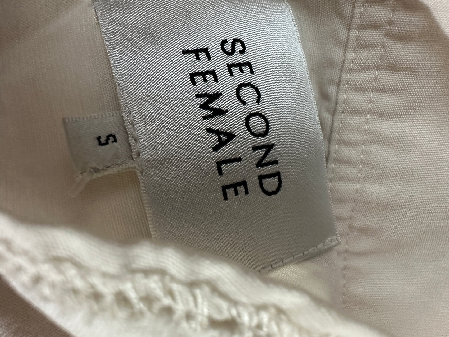 Second Female blouse S