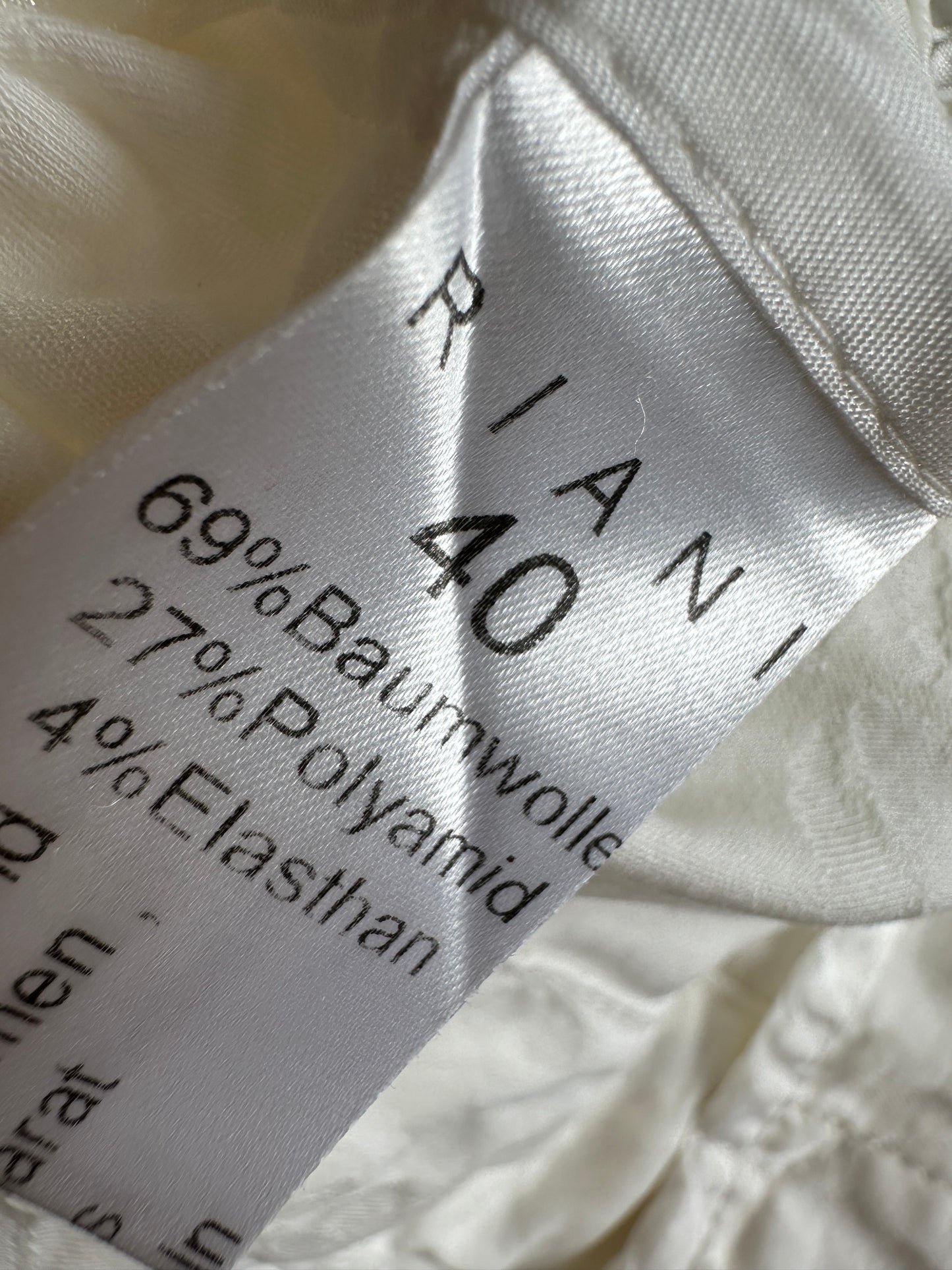 Riani vest M