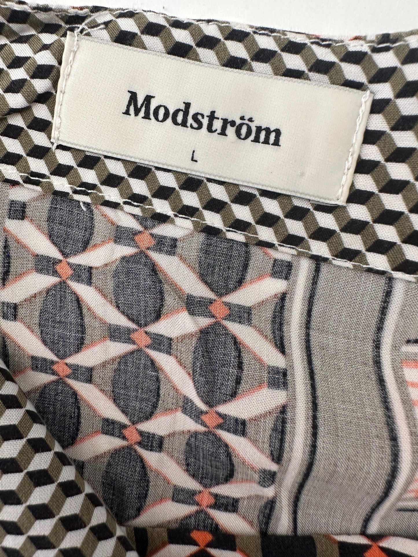 Modstrom shirt L