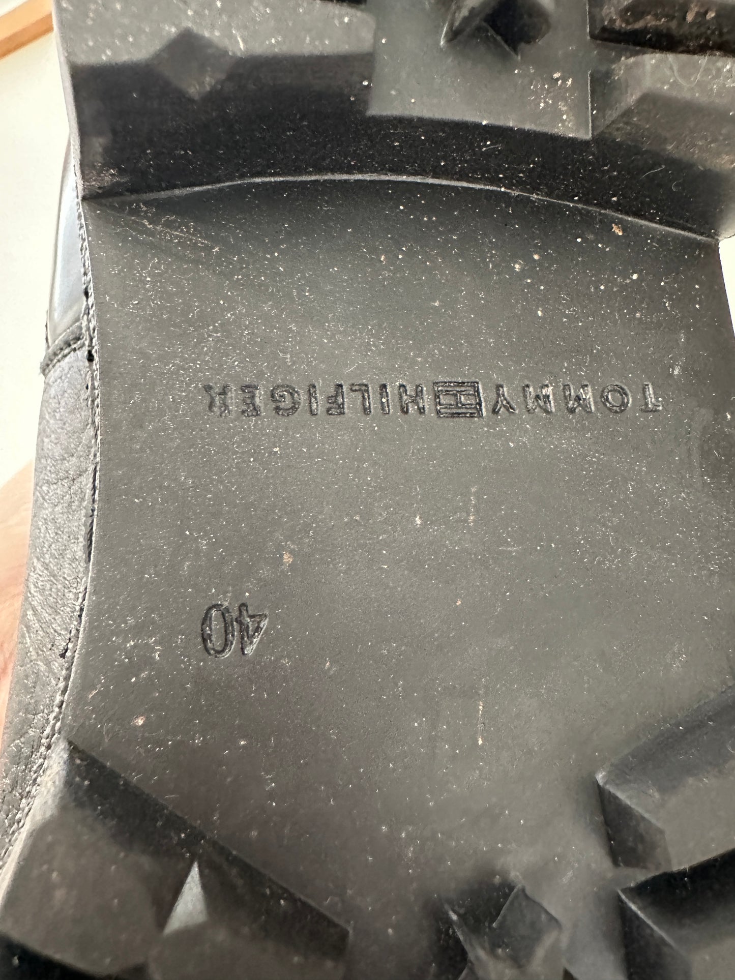 Tommy Hilfiger enkellaarzen 40