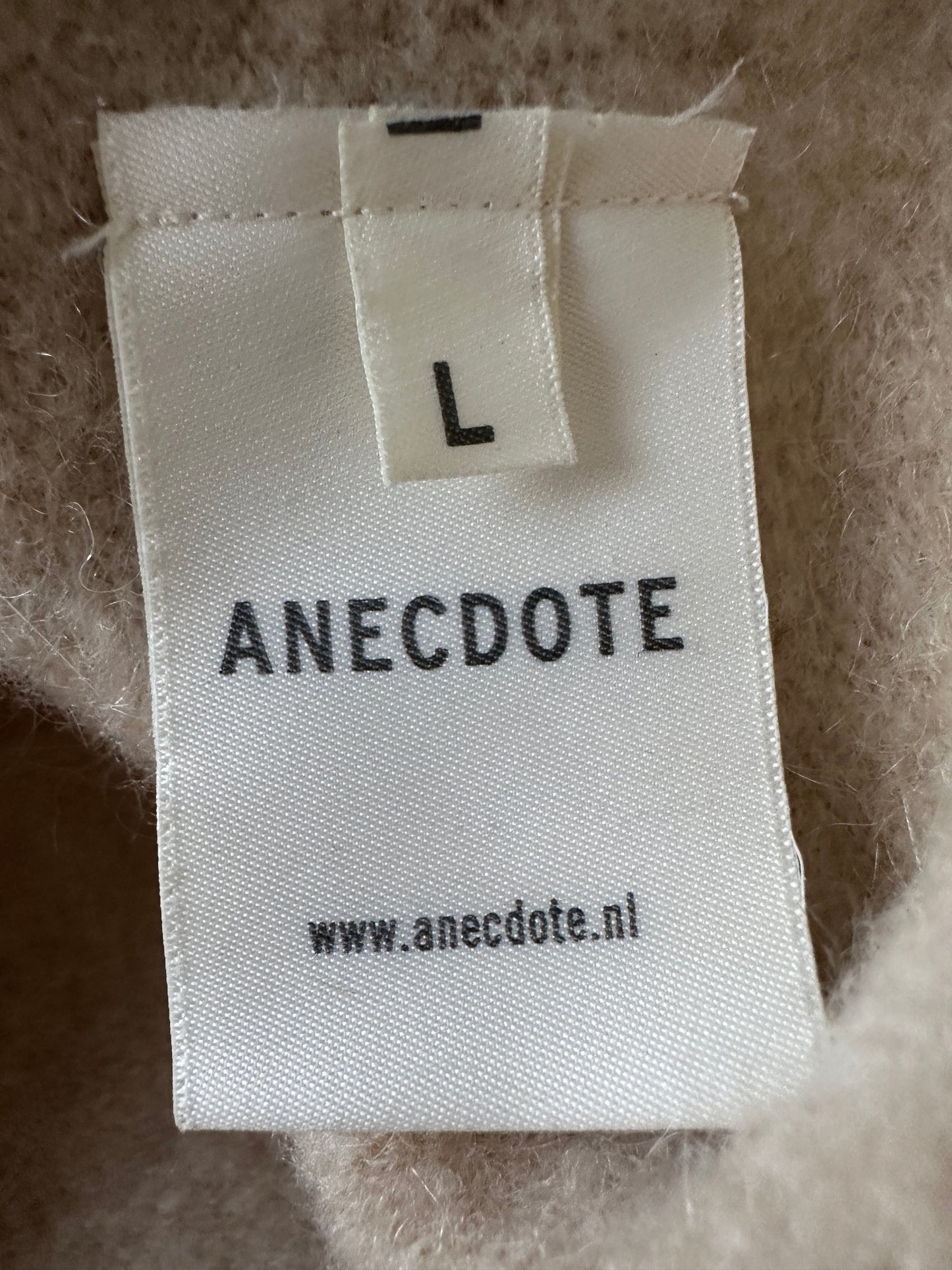 Anecdote trui L
