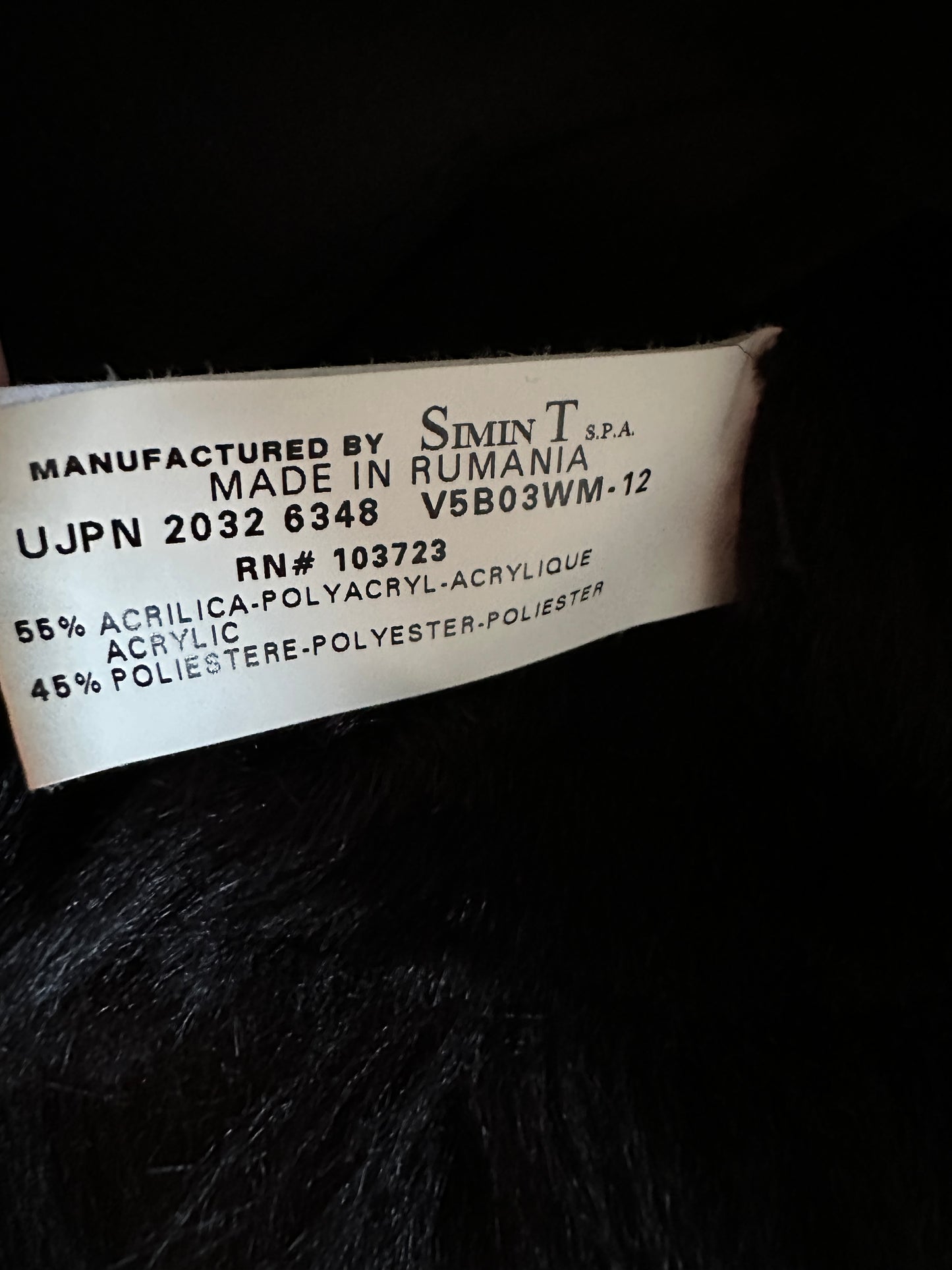 Armani coat L