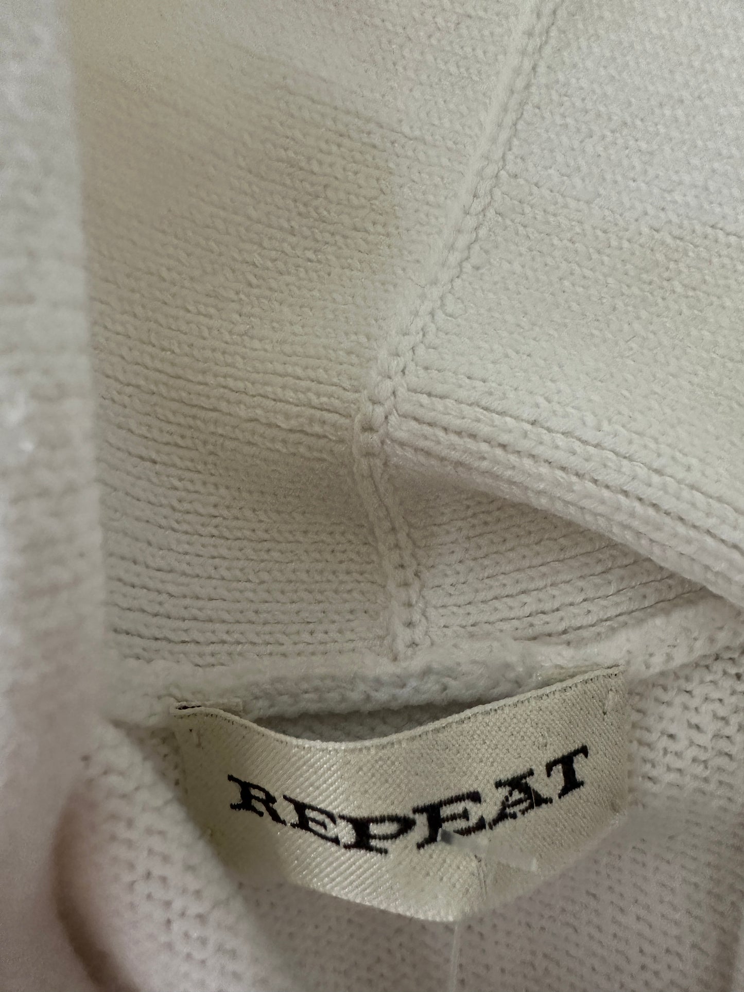 Repeat vest M
