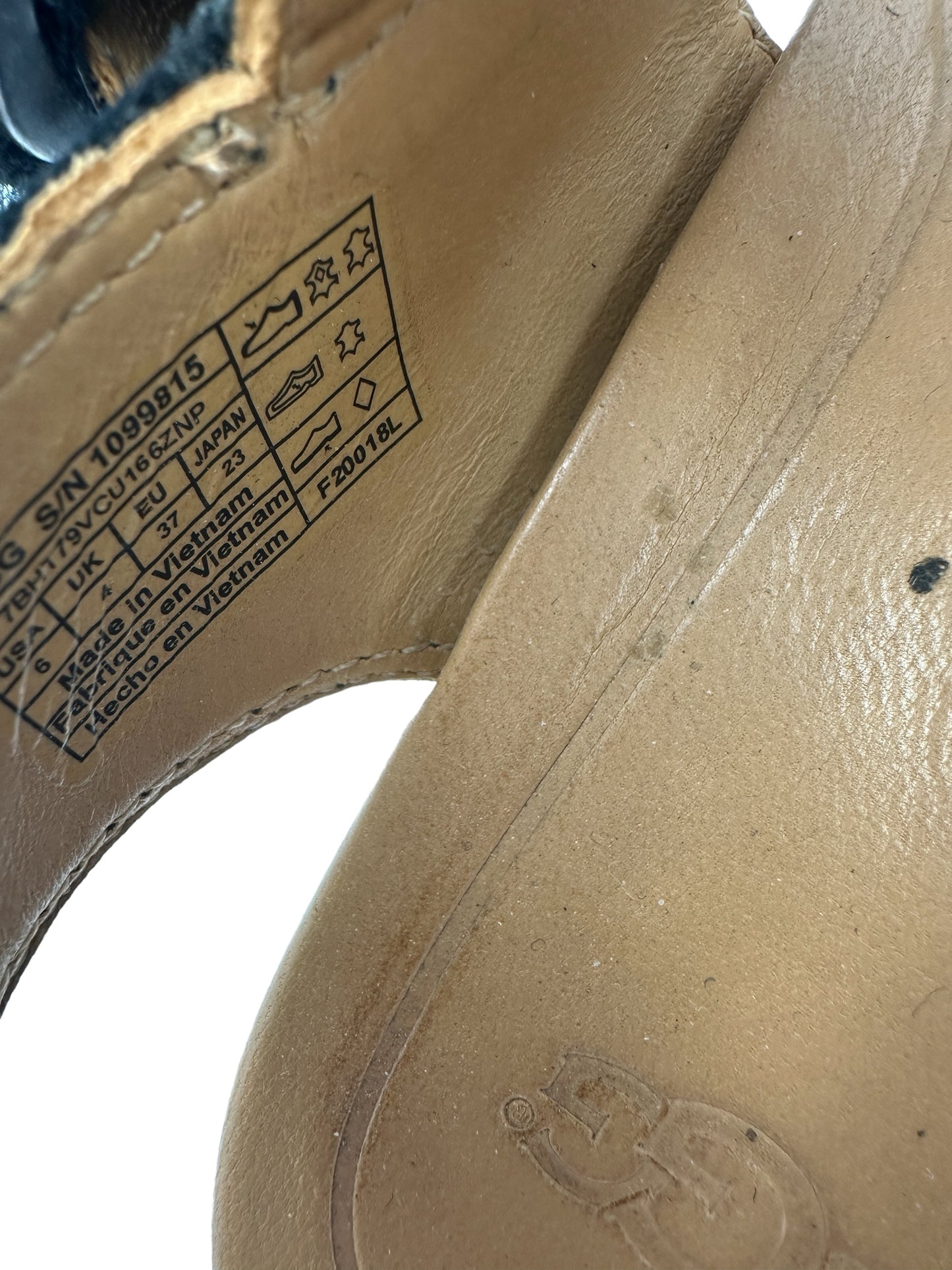 Ugg sandalen 37
