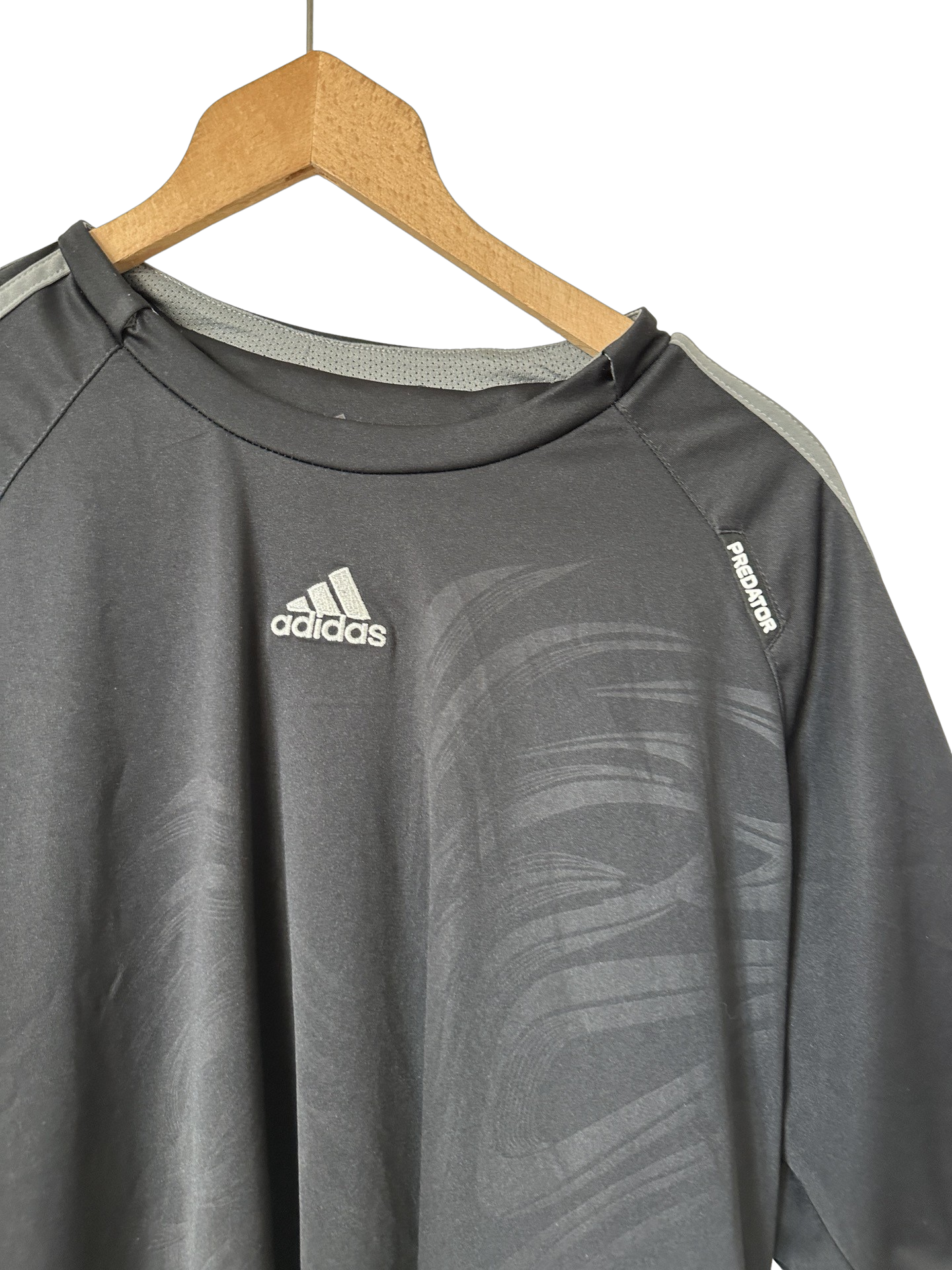Adidas shirt XL