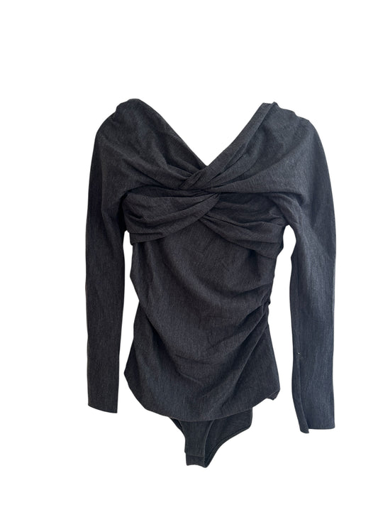 Carven body XS